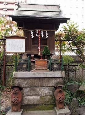 柳森神社内の福寿社