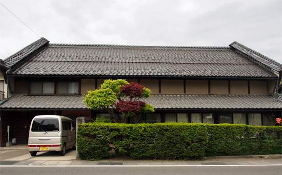 旧鎌問屋の家