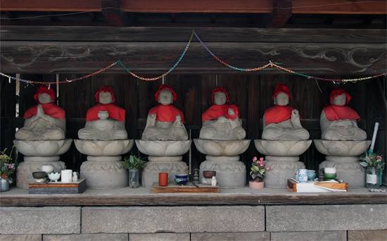 時丸寺の六地蔵