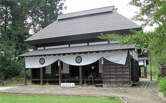 関川の関所跡